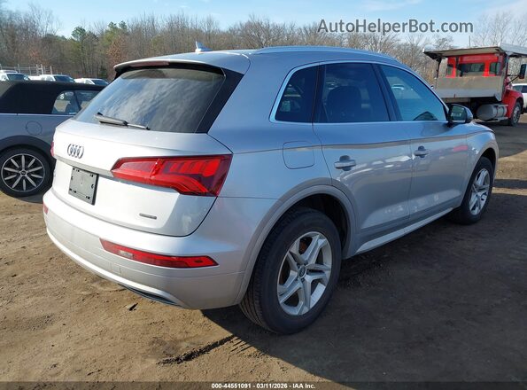 WA1ANAFY2K2137693 2019 AUDI Q5 Silver Tył prawy