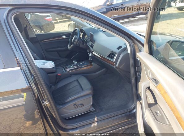 WA1ANAFY2L2023324 2020 AUDI Q5 Серый Вид салона спереди