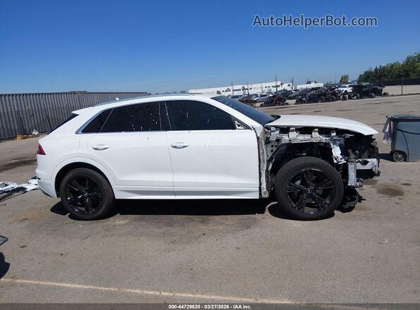 WA1AVAF13KD011012 2019 AUDI Q8 White Панорамний вид салону 360°