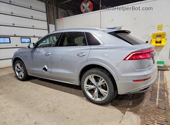 WA1AVAF17LD000533 2020 AUDI Q8 Серебряный Задняя левая четверть