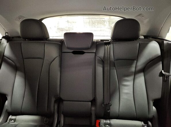 WA1AVAF17LD000533 2020 AUDI Q8 Серебряный Вид задних сидений