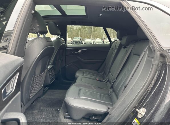 WA1AVAF1XKD009869 2019 AUDI Q8 Black Widok naklejki z numerem VIN