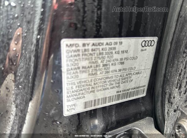 WA1AVAF1XKD009869 2019 AUDI Q8 Black Widok komory silnika
