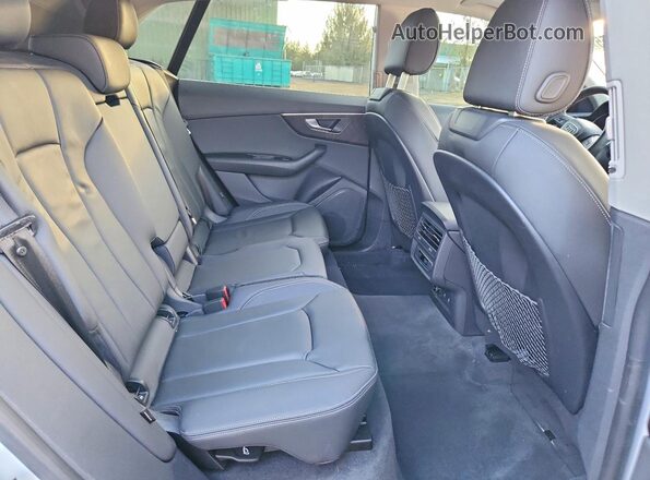 WA1AVBF11PD033748 2023 AUDI Q8 White უკანა სალონის ხედი