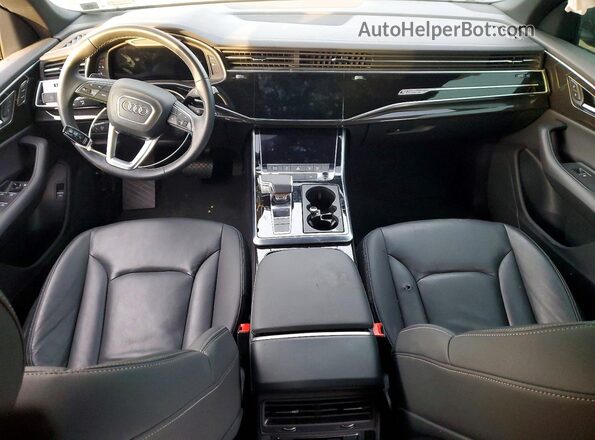 WA1AVBF19SD015684 2025 AUDI Q8 Black Widok deski rozdzielczej