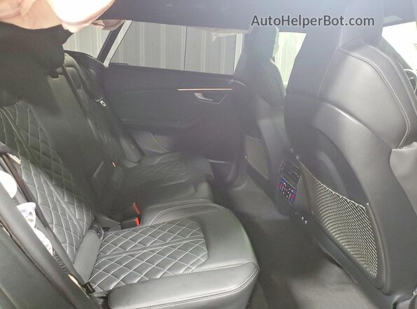 WA1AWBF10PD037206 2023 AUDI SQ8 Gray Vista de los asientos traseros