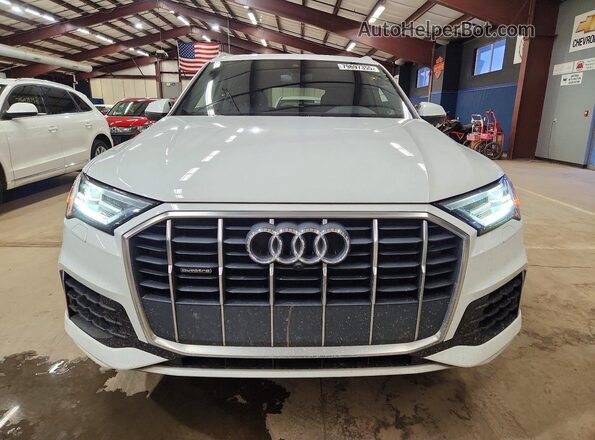 WA1AXAF77MD025738 2021 AUDI Q7 Белый Вид спереди