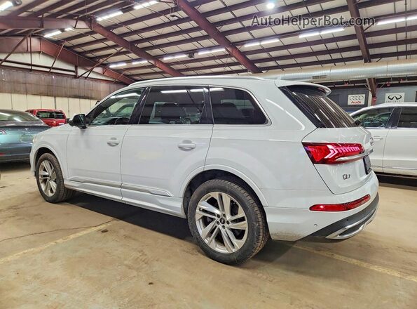 WA1AXAF77MD025738 2021 AUDI Q7 Белый Задняя левая четверть