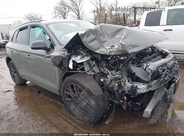 WA1B4AFY3R2025258 2024 AUDI SQ5 Серый Вид спереди