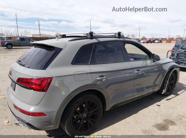 WA1B4AFY5M2021950 2021 AUDI SQ5 Gray Widok wnętrza z tyłu