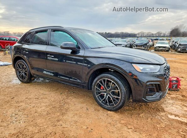 WA1B4AFY6S2015023 2025 AUDI SQ5 Черный Передняя правая четверть