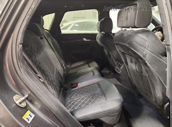 WA1B4AFY9M2140472 2021 AUDI SQ5 Серебряный Вид задних сидений