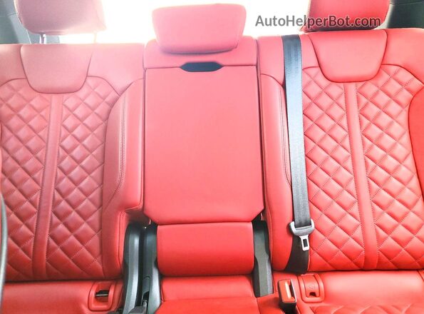 WA1B4AFYXR2007226 2024 AUDI SQ5 White Rear seats view