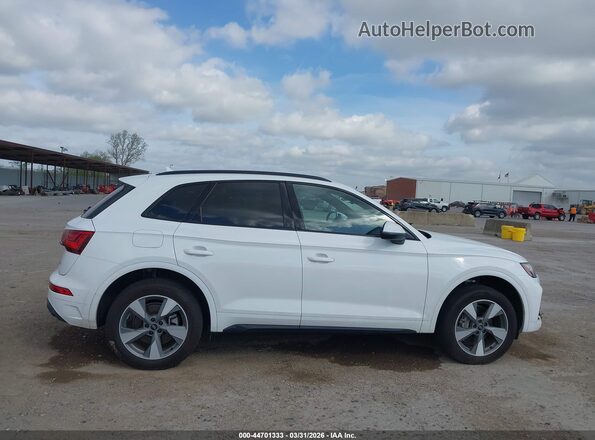 WA1BBAFY6R2123559 2024 AUDI Q5 White Вид задньої частини салону