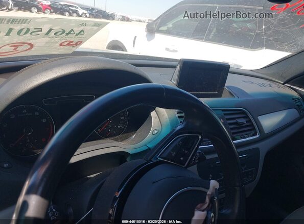 WA1BCCFS1HR009639 2017 AUDI Q3 Black 