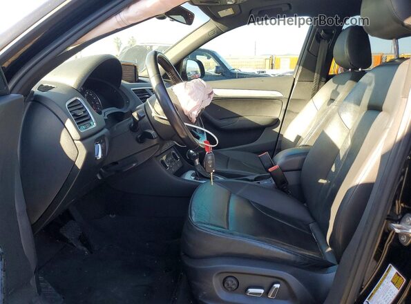 WA1BCCFS2HR009858 2017 AUDI Q3 Черный Вид салона спереди
