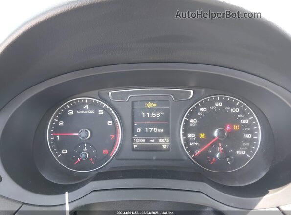 WA1BCCFS3JR020163 2018 AUDI Q3 Gray უკანა სავარძლების ხედი