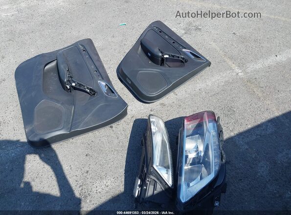 WA1BCCFS3JR020163 2018 AUDI Q3 Gray ხელსაწყოთა პანელის ხედი
