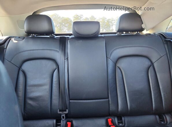 WA1BFCFSXGR000511 2016 AUDI Q3 Charcoal უკანა სავარძლების ხედი