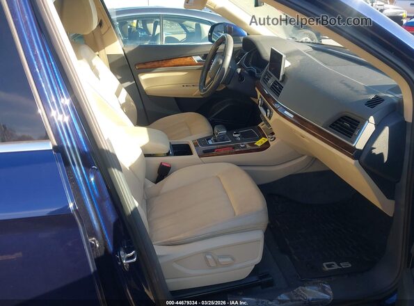 WA1BNAFY9J2000477 2018 AUDI Q5 Синий Вид салона спереди