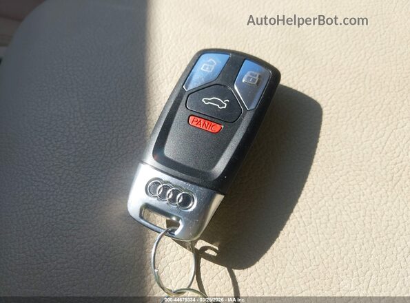 WA1BNAFY9J2000477 2018 AUDI Q5 Синий Вид панели приборов