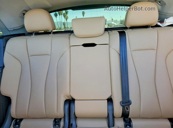 WA1BVAF10LD021910 2020 AUDI Q8 White უკანა სავარძლების ხედი