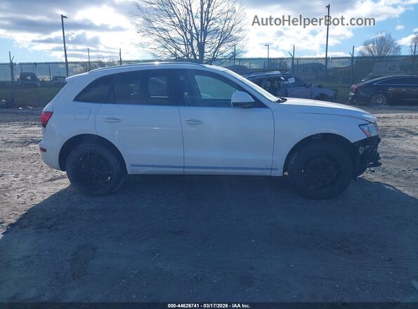 WA1C2AFP1HA078501 2017 AUDI Q5 Белый Вид задней части салона