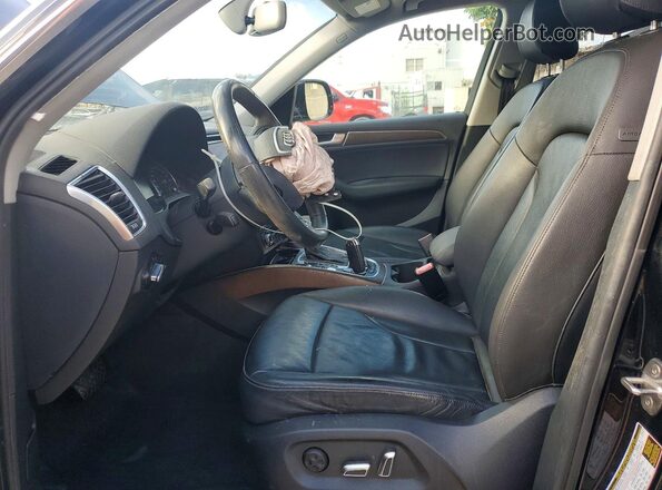 WA1C2AFP5HA098041 2017 AUDI Q5 Black Вид салону спереду