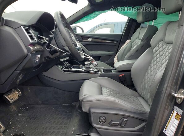 WA1C4AFY3R2024115 2024 AUDI SQ5 Gray Widok wnętrza z przodu