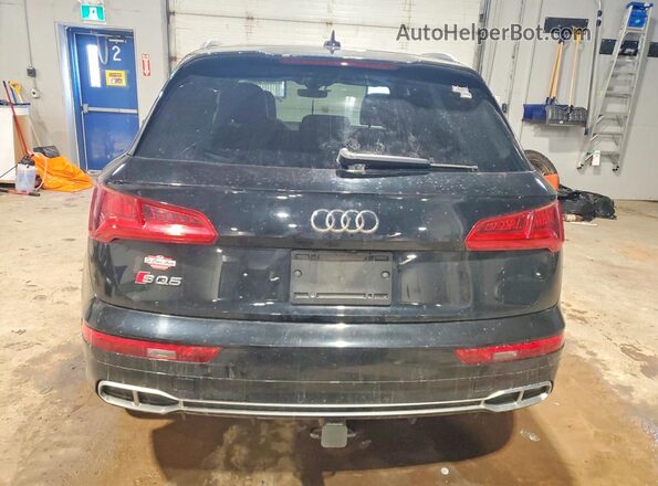 WA1C4AFY9J2085828 2018 AUDI SQ5 Черный Вид сзади
