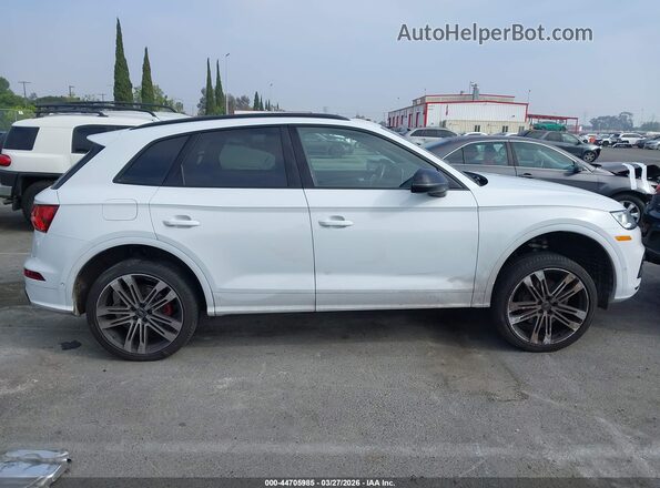 WA1C4BFY0L2007530 2020 AUDI SQ5 Белый Вид задней части салона
