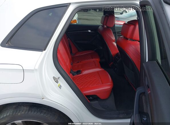 WA1C4BFY0L2007530 2020 AUDI SQ5 Белый Вид наклейки с VIN-кодом