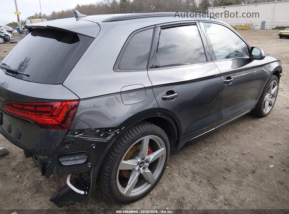 WA1C4BFY5R2073368 2024 AUDI SQ5 Серый Задняя правая четверть