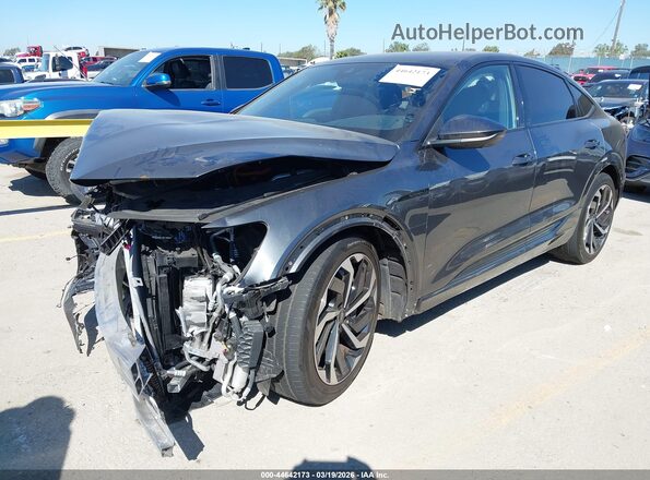 WA1CAAGE6RB010982 2024 AUDI Q8 E-TRON Серый Передняя левая четверть