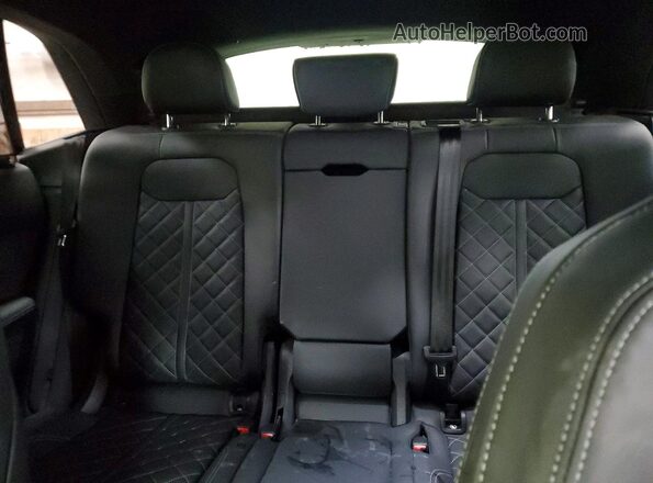 WA1CWBF1XSD010290 2025 AUDI SQ8 Синий Вид задних сидений