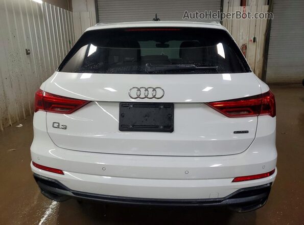WA1DECF30N1005409 2022 AUDI Q3 White Widok z tyłu