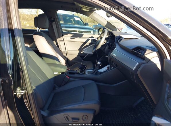 WA1DECF30P1033276 2023 AUDI Q3 Black Widok wnętrza z przodu