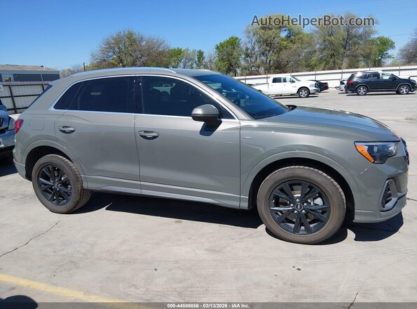 WA1DECF33N1072358 2022 AUDI Q3 Серый Вид задней части салона