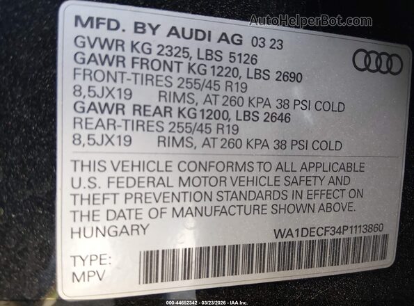 WA1DECF34P1113860 2023 AUDI Q3 Black Widok komory silnika