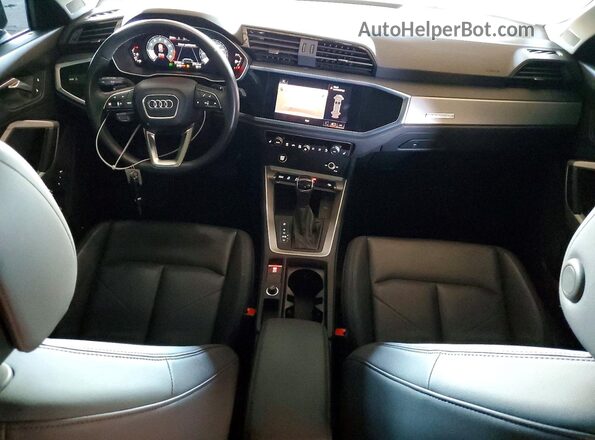 WA1DECF36N1029830 2022 AUDI Q3 White Vista del salpicadero
