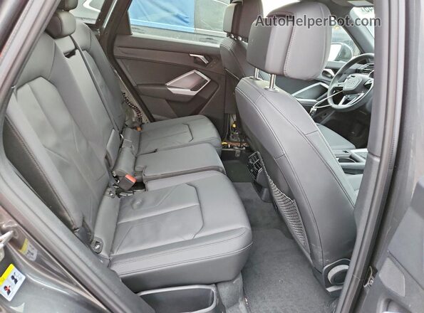 WA1DECF36S1009332 2025 AUDI Q3 Gray Вид задньої частини салону