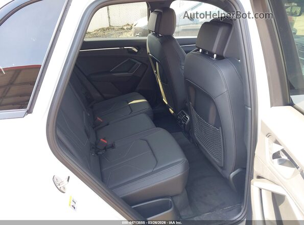 WA1DECF38S1078572 2025 AUDI Q3 Белый Вид наклейки с VIN-кодом