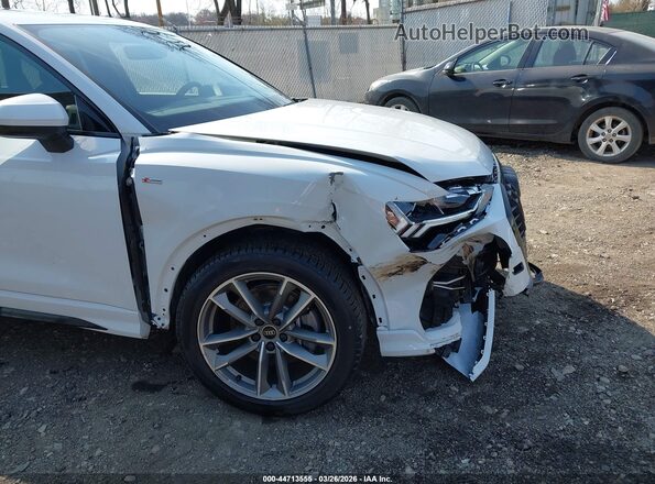 WA1DECF38S1078572 2025 AUDI Q3 Белый Вид спереди