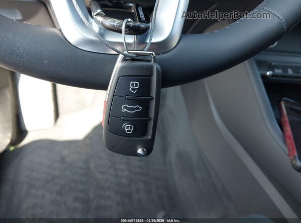 WA1DECF38S1078572 2025 AUDI Q3 Белый Вид панели приборов
