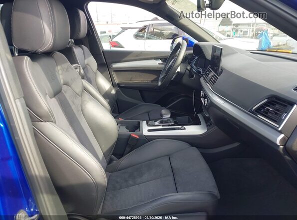 WA1E2AFY0P2148970 2023 AUDI Q5 Синий Вид салона спереди