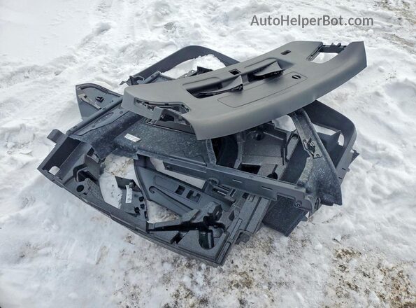 WA1EAAFY0R2050477 2024 AUDI Q5 Черный Вид наклейки с VIN-кодом