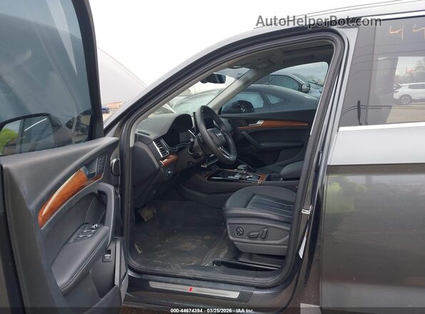 WA1EAAFY6N2050381 2022 AUDI Q5 Серый Вид салона спереди