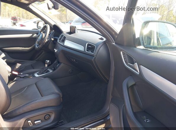 WA1ECCFS3JR024758 2018 AUDI Q3 Gray Вид салону спереду