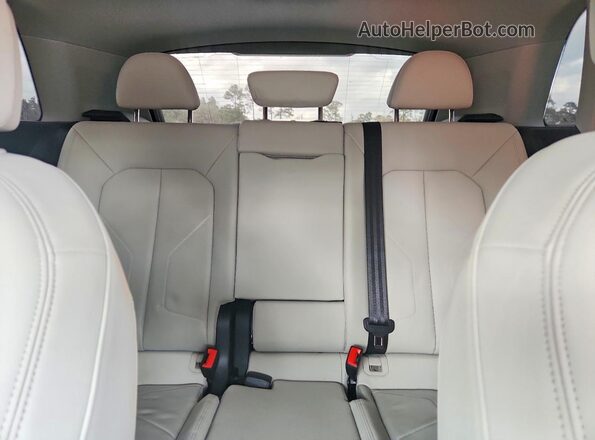 WA1EECF33R1025129 2024 AUDI Q3 Черный Вид задних сидений