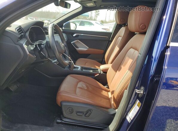 WA1EECF38N1056788 2022 AUDI Q3 Синий Вид салона спереди